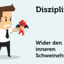 Disziplin  Entwickeln Sie Selbstdisziplin, indem Sie gesteckte Ziele um jeden Preis erreichen und  sich nicht durch Nebensächlichkeiten oder die Trägheit des Körpers ablenken lassen.  Disziplin ist eines der wesentlichen Dinge, die man braucht, um Erfolg im Leben zu  haben. Doch es ist ein langer Weg. Erwarten Sie deshalb nicht es über Nacht zu schaffen,  sondern arbeiten Sie täglich an Ihrer Disziplin und setzen Sie sich neue  Herausforderungen.  „Eine strenge Disziplin in der Jugend,  welche dem Menschen Entbehrung und Kampf auferlegt,  hat die größten Männer gebildet.“  Adolf Diesterweg